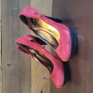 Red suede Jessica Simpson heel size 9B